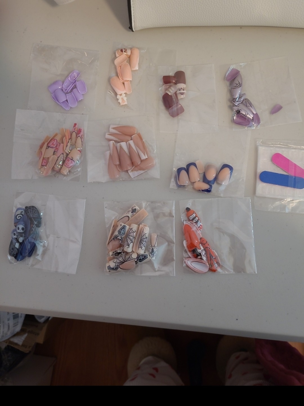 Assorted Press-On Nail Set in Pastel & Neutral Shades